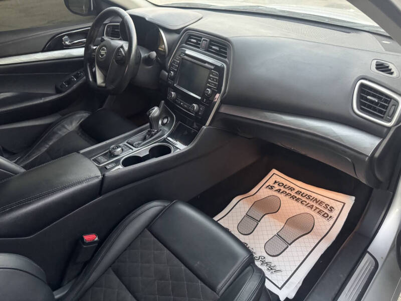 2017 Nissan Maxima 3.5 SV