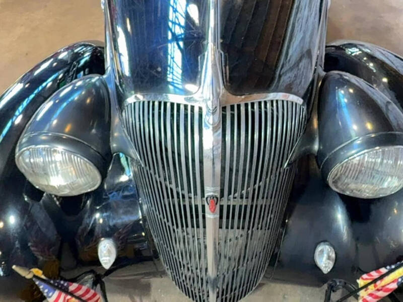 1936 Oldsmobile F-36