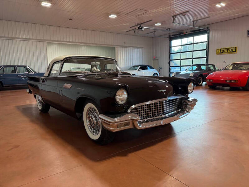 1957 Ford Thunderbird