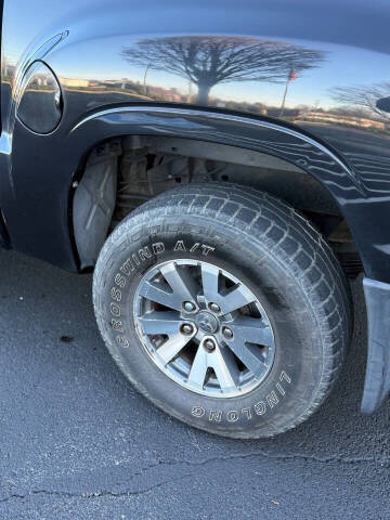2007 Mitsubishi Raider LS