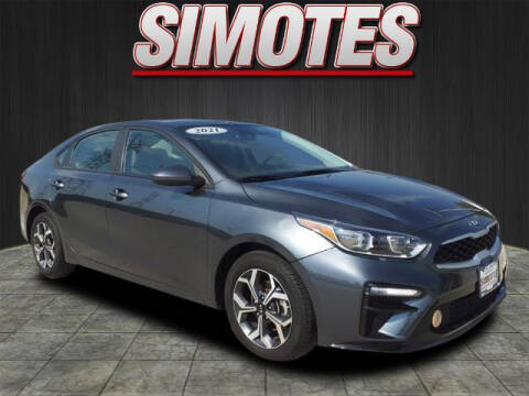 2021 Kia Forte for sale at SIMOTES MOTORS in Minooka IL