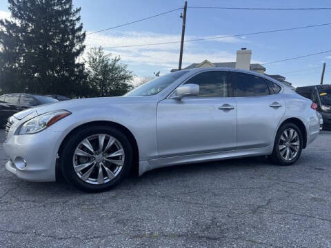 2013 Infiniti M37