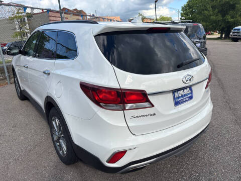 2017 Hyundai Santa Fe SE