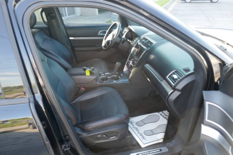2016 Ford Explorer Sport