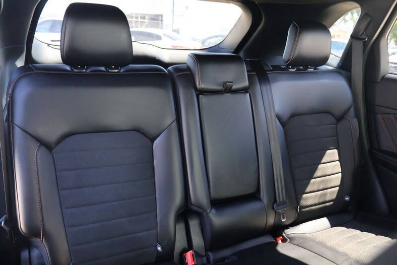 2020 Ford Edge ST Line
