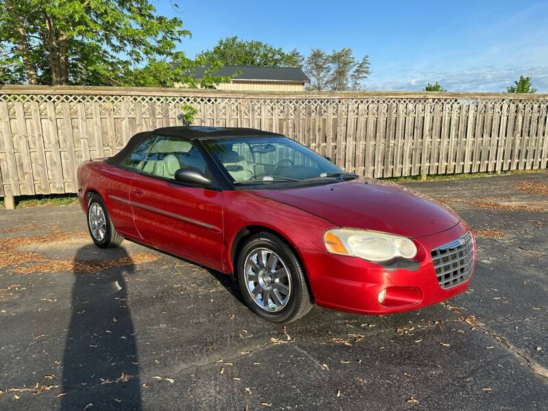2006 Chrysler Sebring for sale at CarSmart Auto Group in Orleans IN