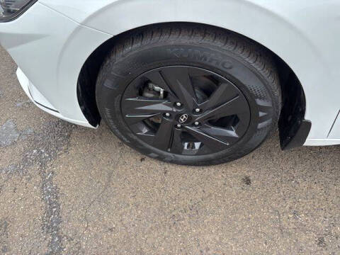 2022 Hyundai Elantra