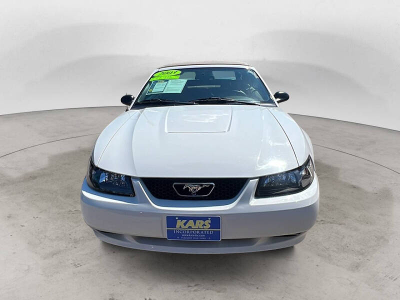 2003 Ford Mustang