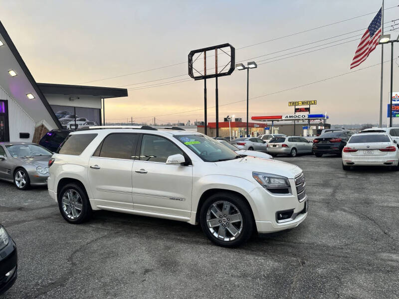 2014 GMC Acadia Denali's photo