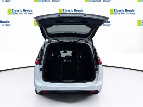 2021 Chrysler Pacifica Touring