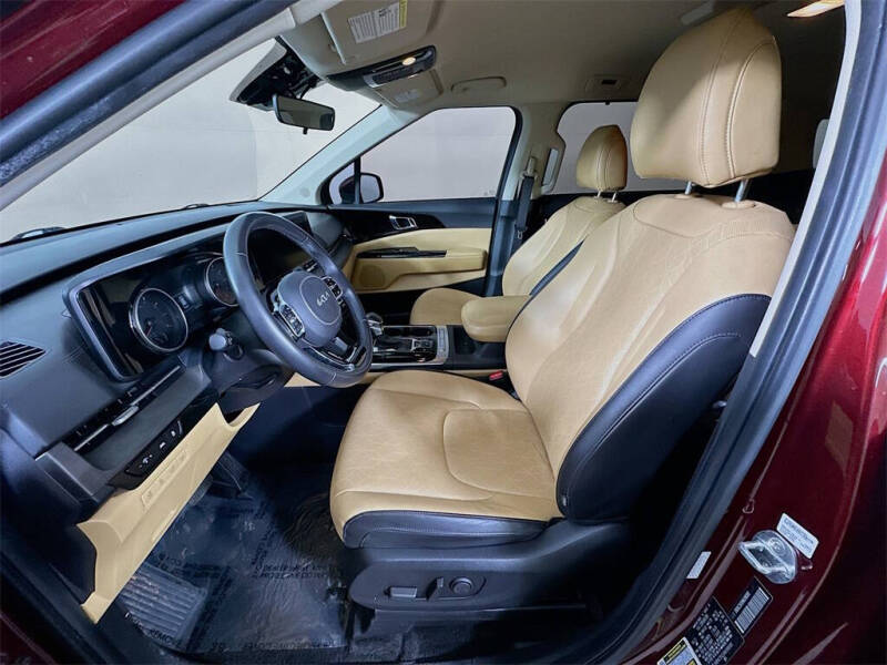 2022 Kia Carnival EX