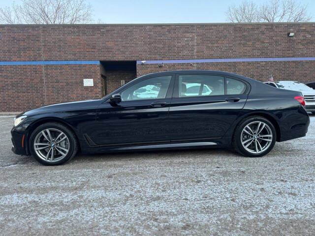 2019 BMW 7 Series for sale at Whi-Con Auto Brokers in Shakopee, MN