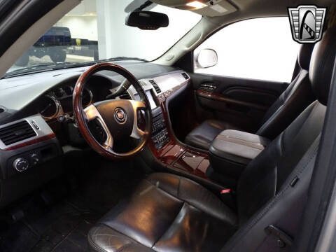 2011 Cadillac Escalade ESV Premium