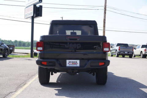 2021 Jeep Gladiator Willys