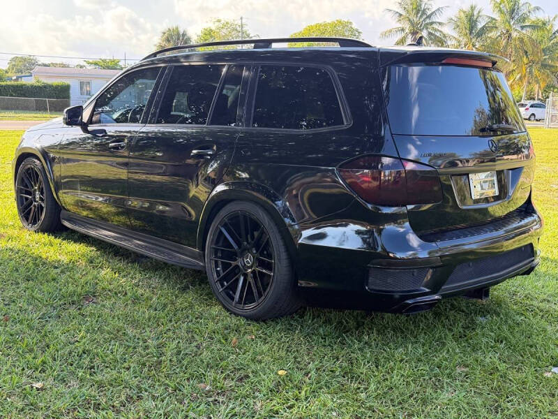 2014 Mercedes-Benz GL-Class GL 550 4MATIC