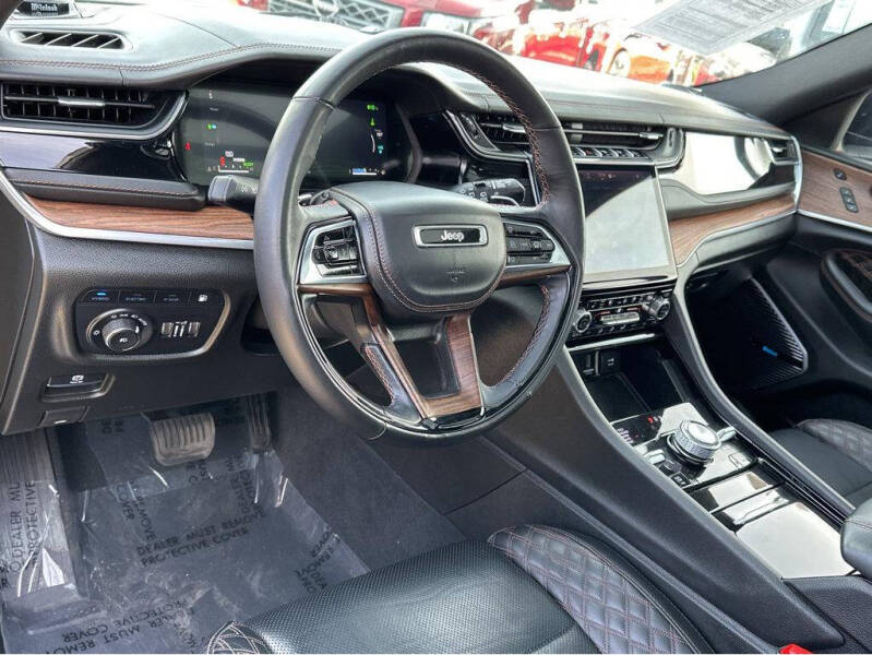 2022 Jeep Grand Cherokee