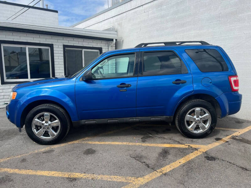 2011 Ford Escape for sale at SQUARE ONE AUTO LLC in Murray UT