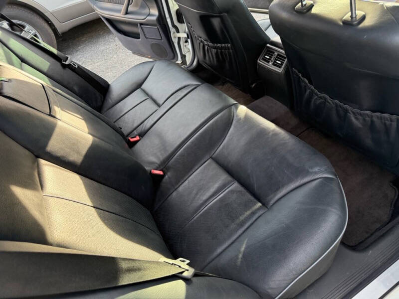 2001 Mercedes-Benz E-Class E 320