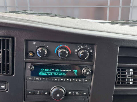 2024 Chevrolet Express 2500