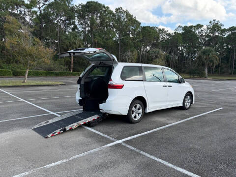 2018 Toyota Sienna L 7-Passenger