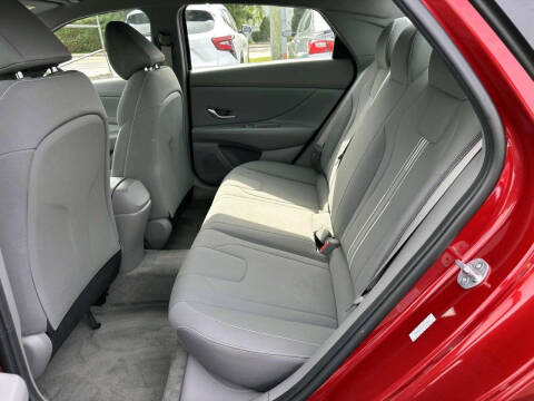 2023 Hyundai Elantra