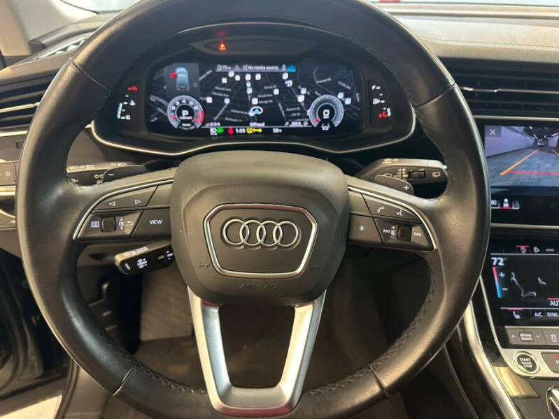 2023 Audi Q7 quattro Premium 55 TFSI