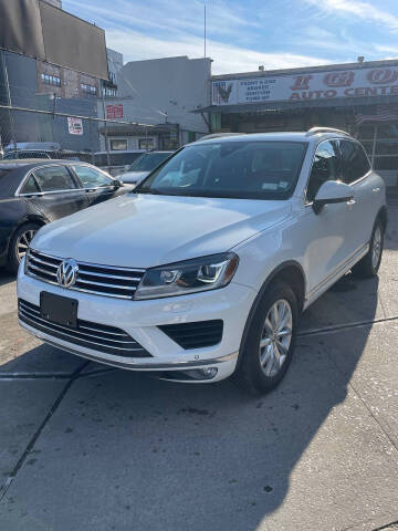 2016 Volkswagen Touareg VR6 Sport