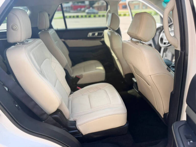 2016 Ford Explorer Platinum