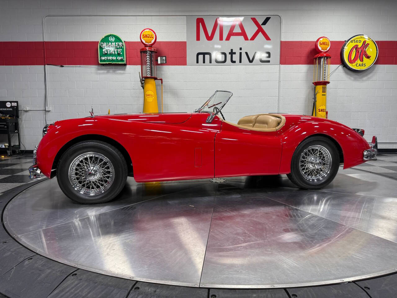 1956 Jaguar XK 140 Roadster 8