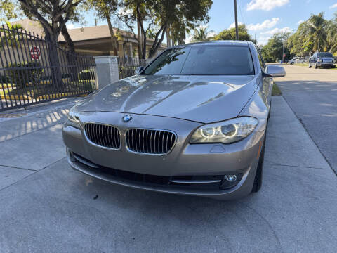 2012 BMW 5 Series 528i
