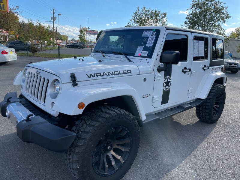 2017 Jeep Wrangler Unlimited for sale at Diana Rico LLC in Dalton GA