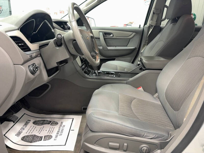 2017 Chevrolet Traverse LT