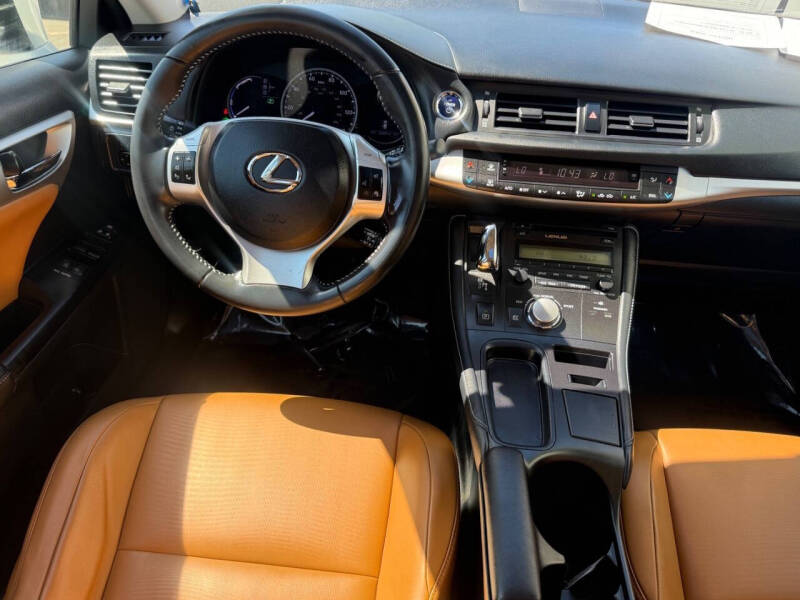2013 Lexus CT 200h