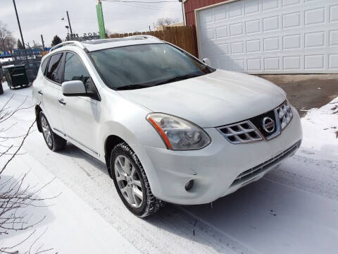 2011 Nissan Rogue for sale at Queen Auto Sales in Denver CO