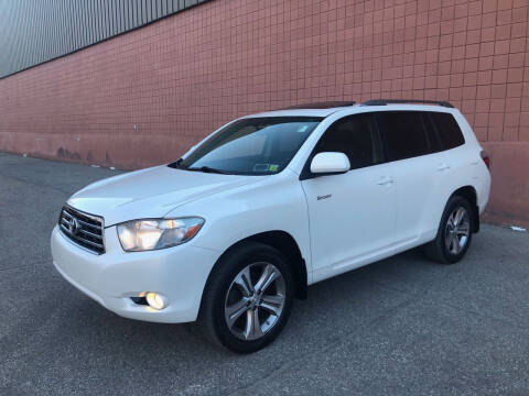 2009 Toyota Highlander for sale at United Motors Group in Lawrence MA