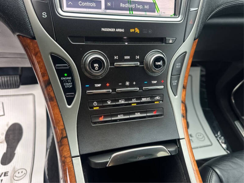 2019 Lincoln Nautilus Select