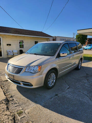 2015 Chrysler Town and Country for sale at Adan Auto Credit in Effingham IL