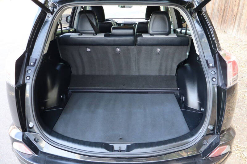 2017 Toyota RAV4 Hybrid Limited