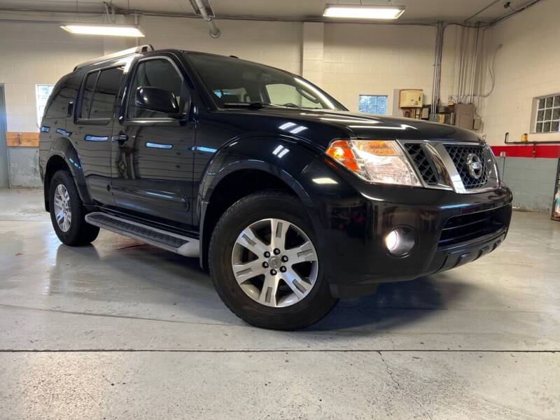 2010 Nissan Pathfinder for sale at Mission Auto SALES LLC in Canton OH