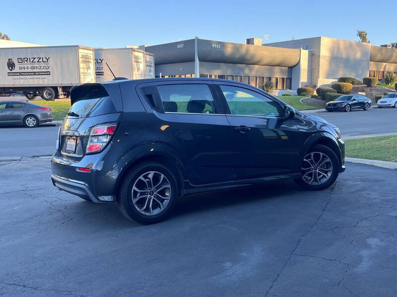 2018 Chevrolet Sonic LT Auto