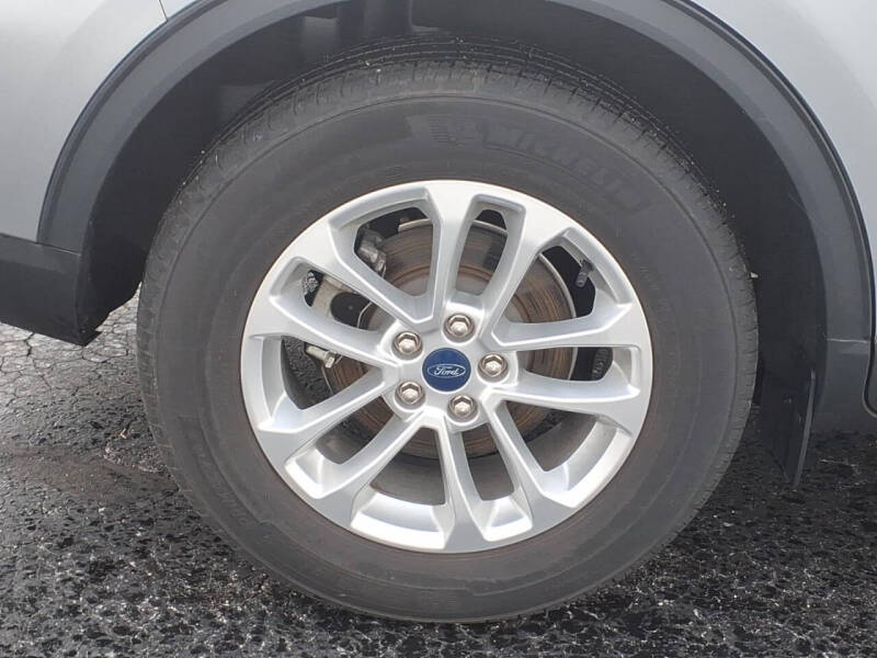2022 Ford Escape SE