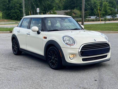 2016 MINI Hardtop 4 Door Cooper