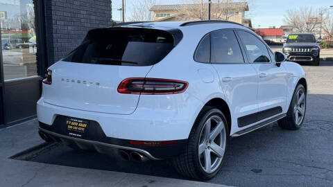 2016 Porsche Macan S