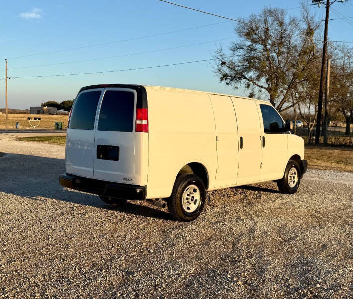 2018 GMC Savana 2500