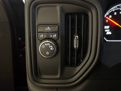 2022 Chevrolet Silverado 1500 Limited Custom