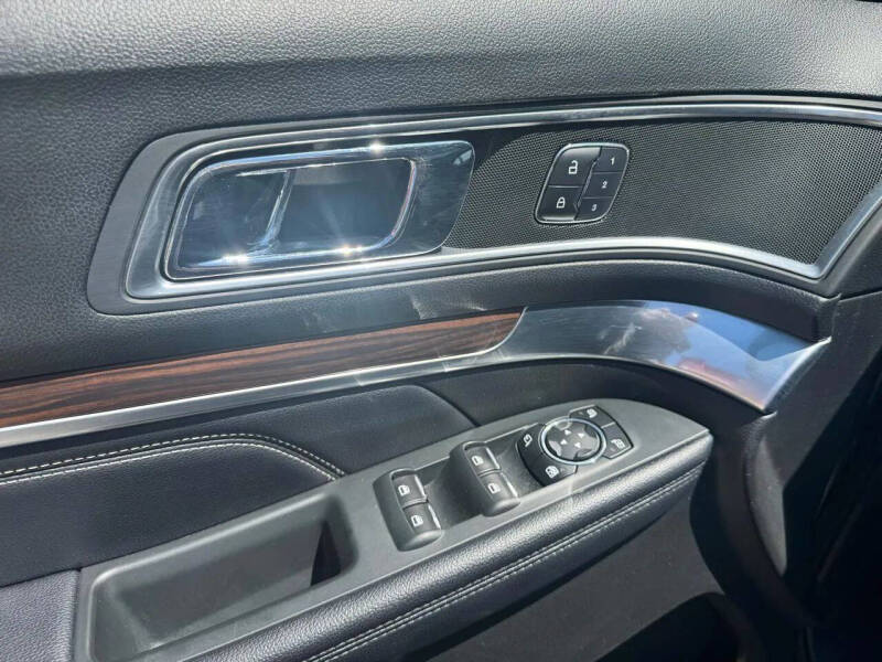 2017 Ford Explorer Limited