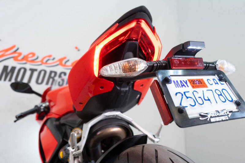 2021 Ducati Panigale V2