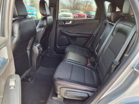 2023 Ford Escape ST-Line Elite