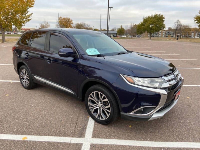 2017 Mitsubishi Outlander SE