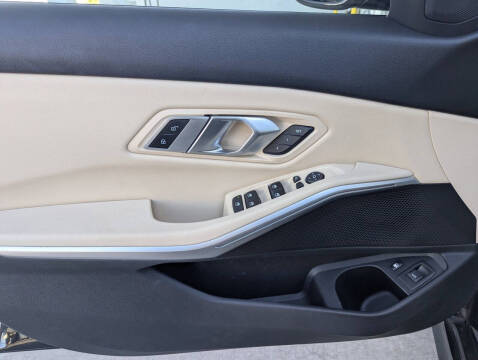 2023 BMW 3 Series 330e